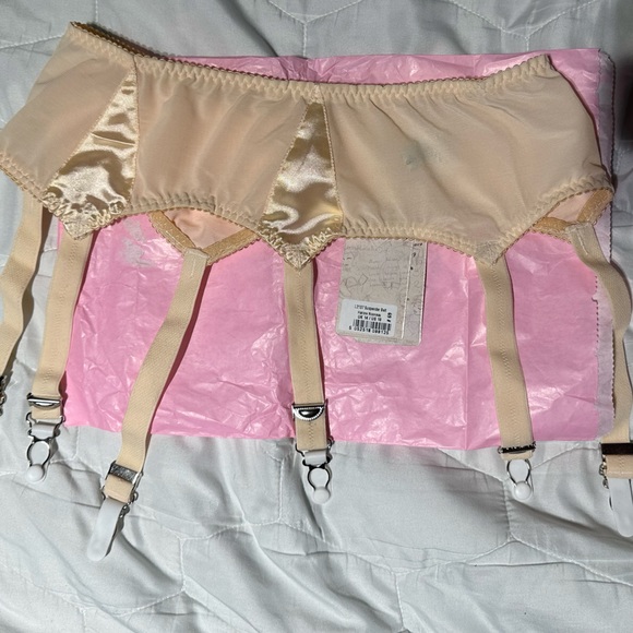 HARLOW 6 STRAP SUSPENDER BELT L2137 - Picture 6 of 7